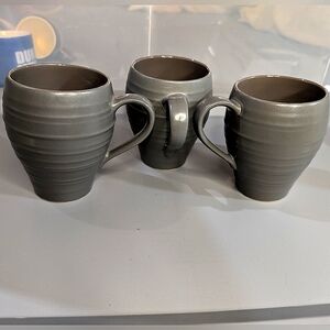 Mikasa Swirl Graphite 3 ceramic 12oz coffee mugs‎